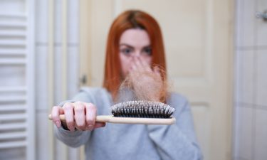 Was hilft bei Haarausfall?