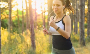 Lauftherapie: Sportlich aktiv gegen Depression vorgehen