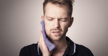 Bei Kieferschmerzen ermöglicht die Kraniosakraltherapie Linderung und Heilung.