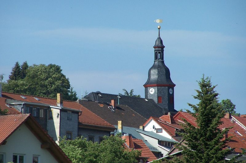 In Finsterbergen village arount the church.